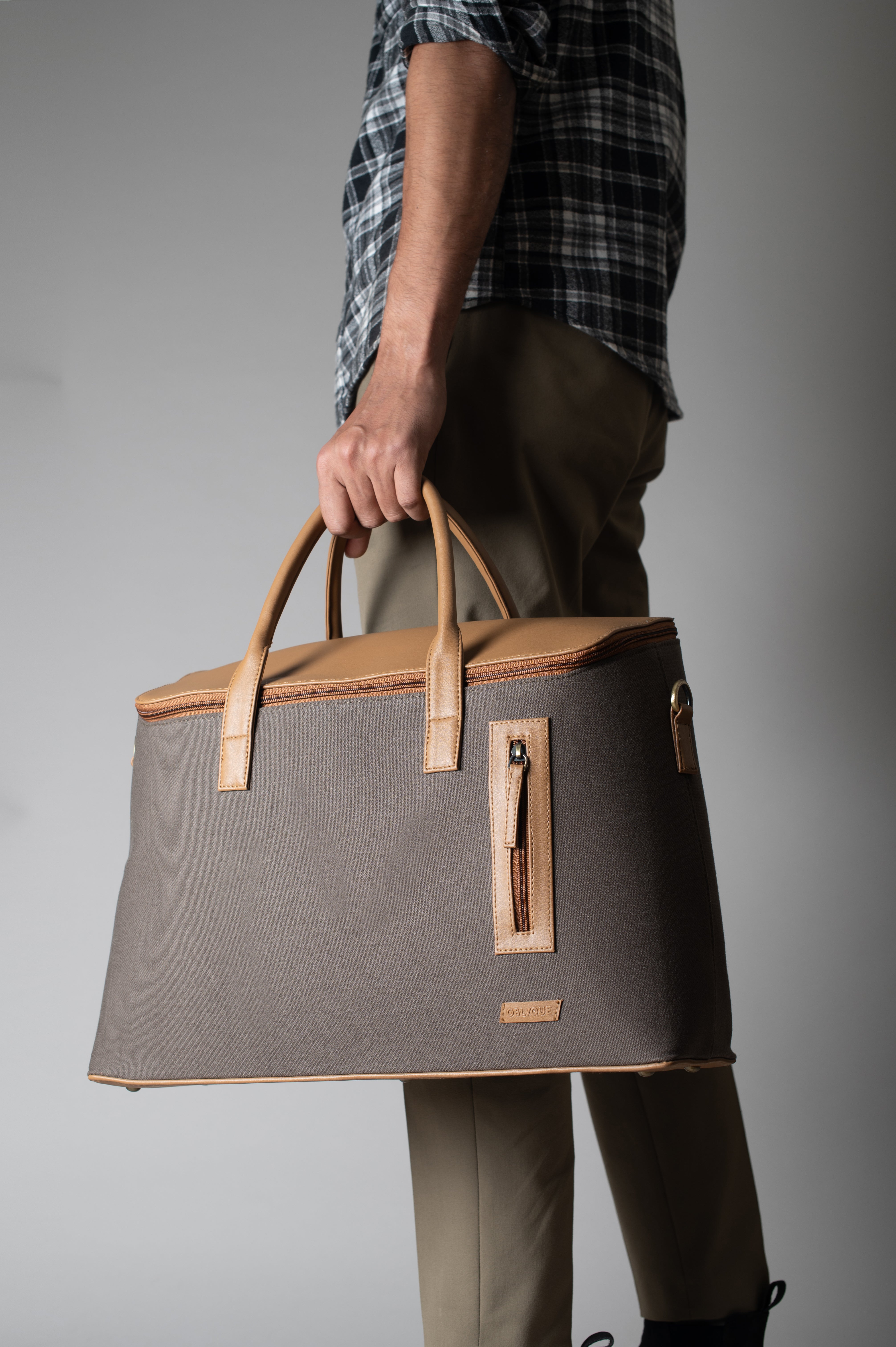 Flash - Duffle Bag with Laptop Compartment - Charcoal and Khaki