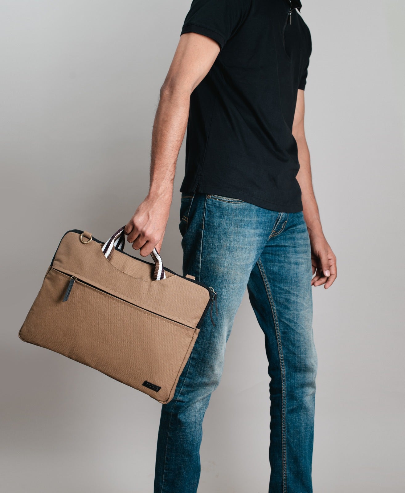 Salsa - Laptop Messenger Bag - Khaki